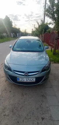 opel Opel Astra cena 17900 przebieg: 203000, rok produkcji 2012 z Zgierz